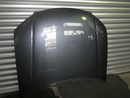 Motorhaube nordlichtblau
