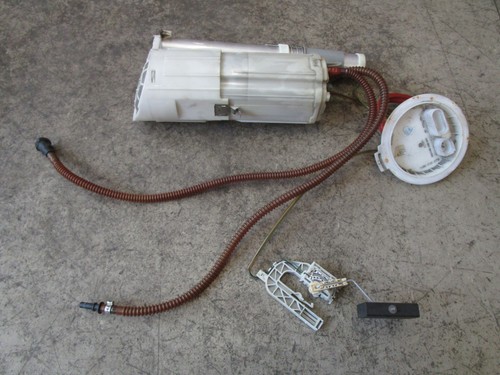 Benzin kraftstoffpumpe links - benzin,